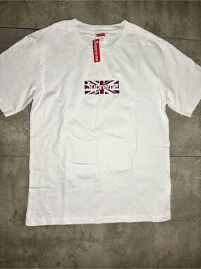 Supreme British Isles Tee in White Size Small NWT